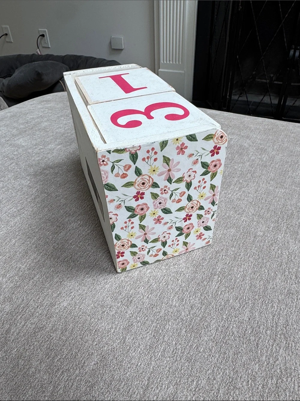 White Perpetual Block Desk Calendar with Pink Numbers - Brand